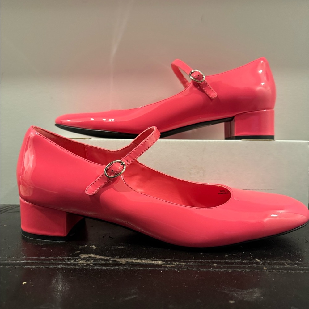 Jeffrey Campbell Pink Patent Mary Jane Flats - Nearly New!